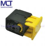 General Motors Plastic Wire Harness Automotive Female Auto Connector
